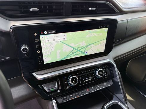 Used 2024 GMC Sierra 1500 Denali w/ Technology Package image 19