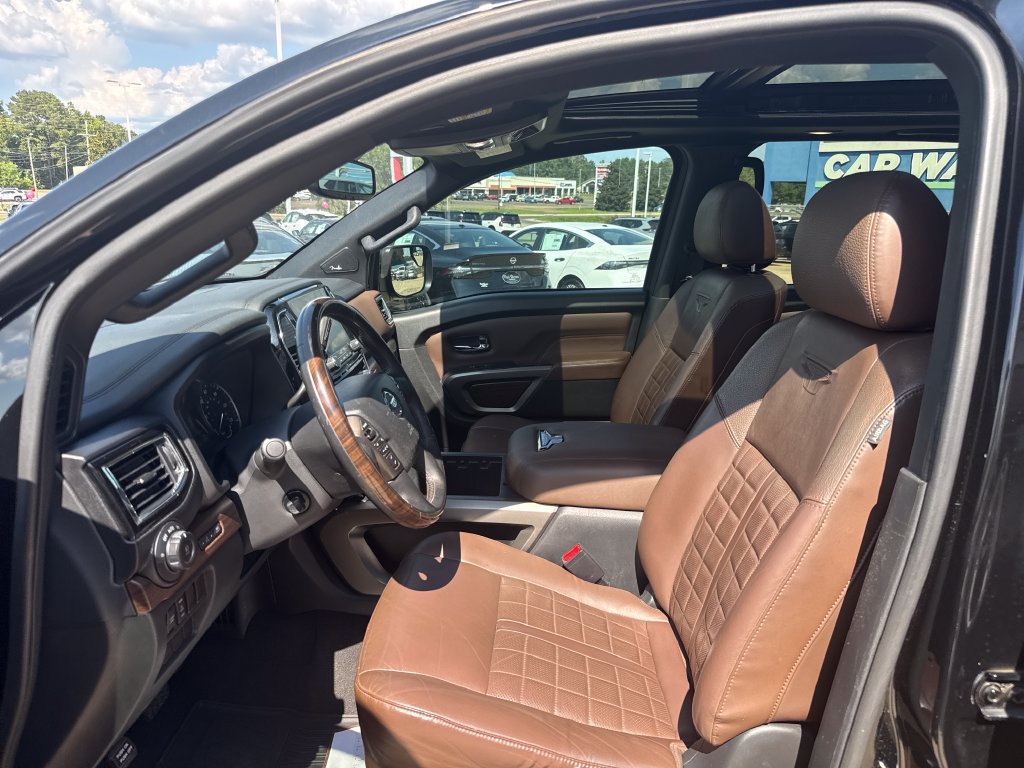 Used 2021 Nissan Titan Platinum Reserve w/ Moonroof Package AWD/4WD image 33