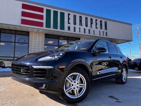 Used 2017 Porsche Cayenne S image 1