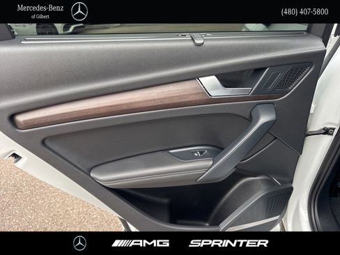 Used 2022 Audi Q5 2.0T Prestige w/ Prestige Package image 19