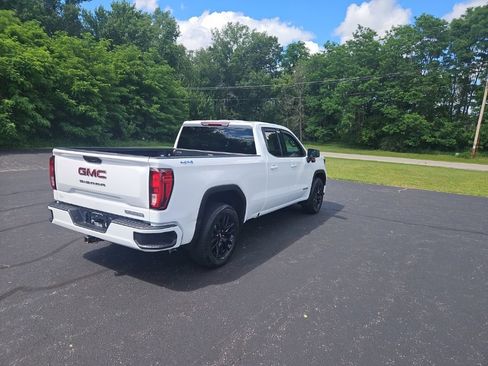 Used 2023 GMC Sierra 1500 Elevation AWD/4WD image 8