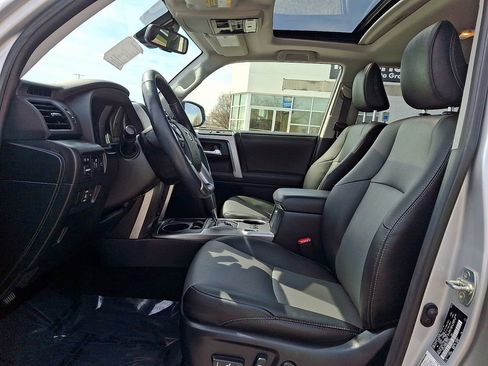 Used 2024 Toyota 4Runner SR5 Premium w/ Moonroof Package RWD image 13