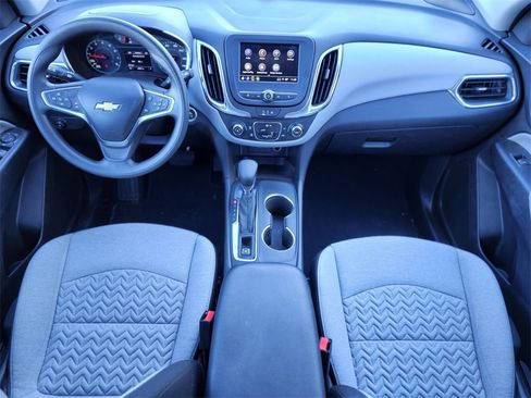 Used 2022 Chevrolet Equinox LS image 7