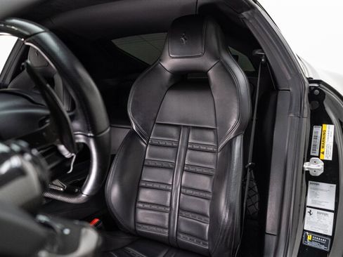 Used 2014 Ferrari F12 Berlinetta RWD image 36