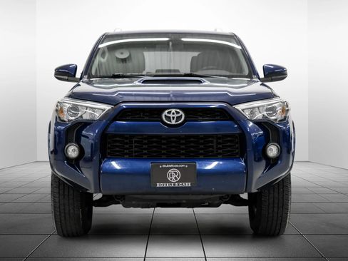 Used 2016 Toyota 4Runner SR5 image 5