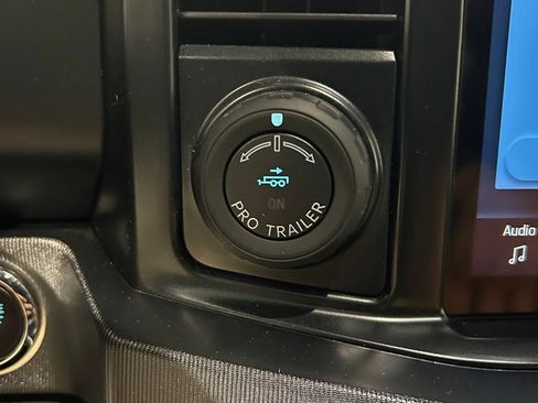 Used 2026 Ford F250 Platinum w/ Tremor Off-Road Package AWD/4WD image 29