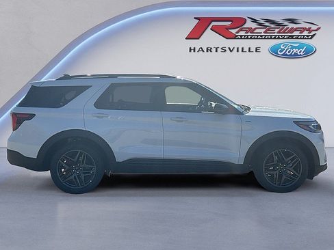 New 2026 Ford Explorer ST-Line w/ ST-Line Street Pack RWD image 26