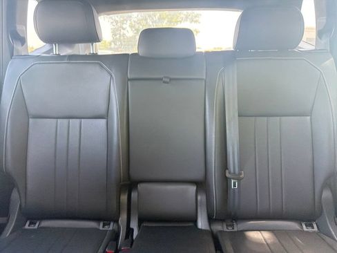 Used 2023 Volkswagen Tiguan SE R-Line FWD image 52