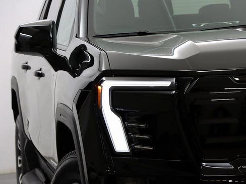 New 2026 GMC Sierra EV Elevation image 4