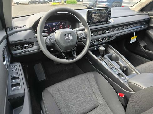 New 2025 Honda Accord SE image 22