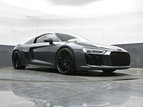 Used 2017 Audi R8 V10 plus AWD/4WD image 42