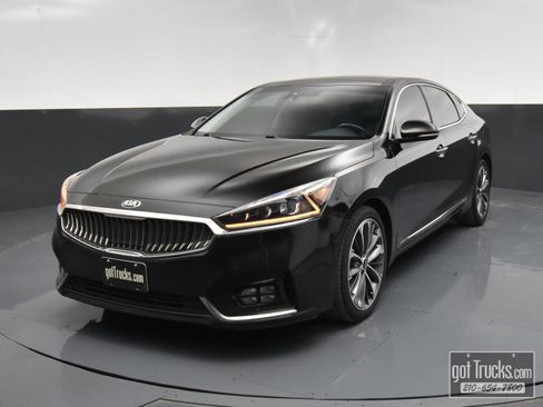 Used 2018 Kia Cadenza Technology image 47