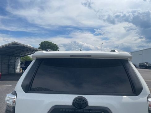 Used 2019 Toyota 4Runner TRD Off-Road AWD/4WD image 6