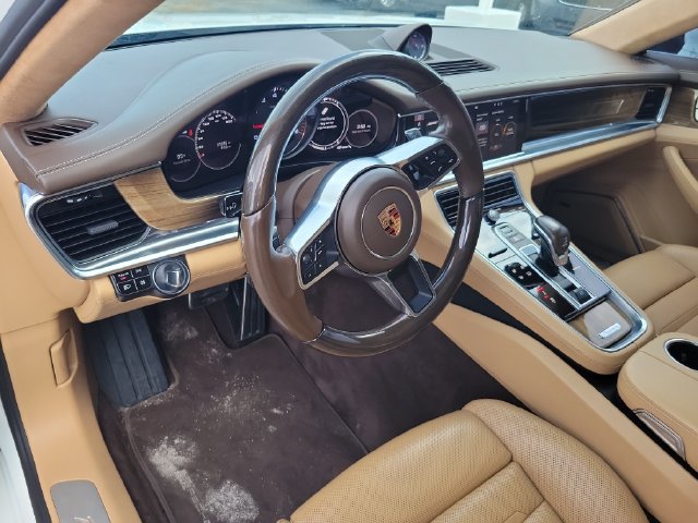 Used 2017 Porsche Panamera 4S w/ Premium Package Plus AWD/4WD image 17