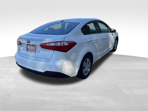 Used 2016 Kia Forte LX image 5