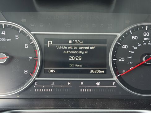 Certified 2022 Kia Sorento S w/ Panoramic Sunroof Package FWD image 22
