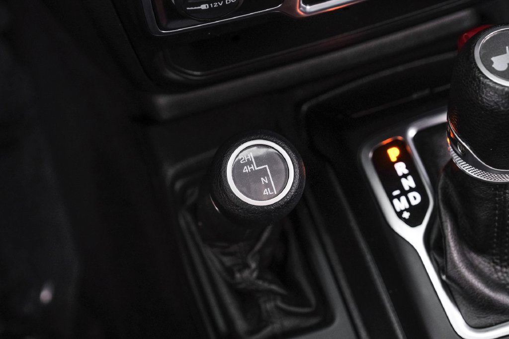 Used 2020 Jeep Wrangler Unlimited Sport AWD/4WD image 24