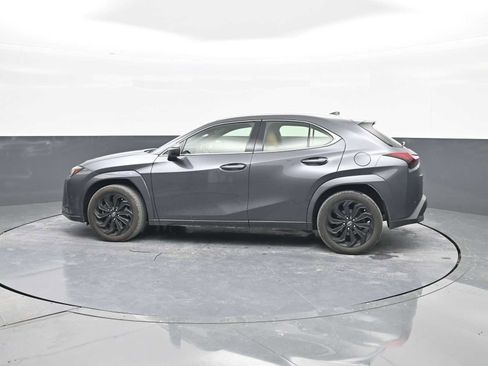 Used 2024 Lexus UX 250h AWD w/ Premium Package image 5