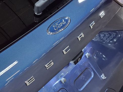 Used 2020 Ford Escape SE FWD image 20