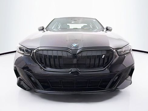 New 2026 BMW i5 eDrive40 w/ M Sport Package AWD/4WD image 2