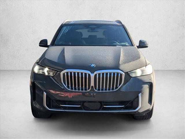 Used 2026 BMW X5 xDrive50e w/ Executive Package AWD/4WD image 5