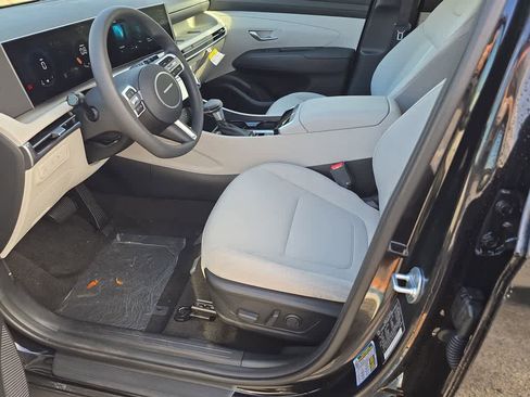 New 2026 Hyundai Tucson SEL FWD image 16