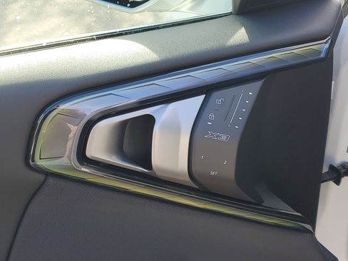 New 2026 BMW X3 xDrive30 w/ Premium Package image 7