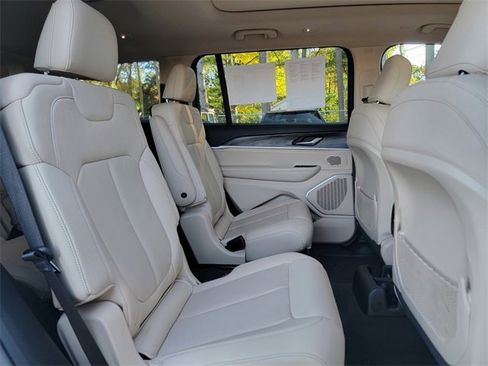 Certified 2021 Jeep Grand Cherokee L Limited image 24