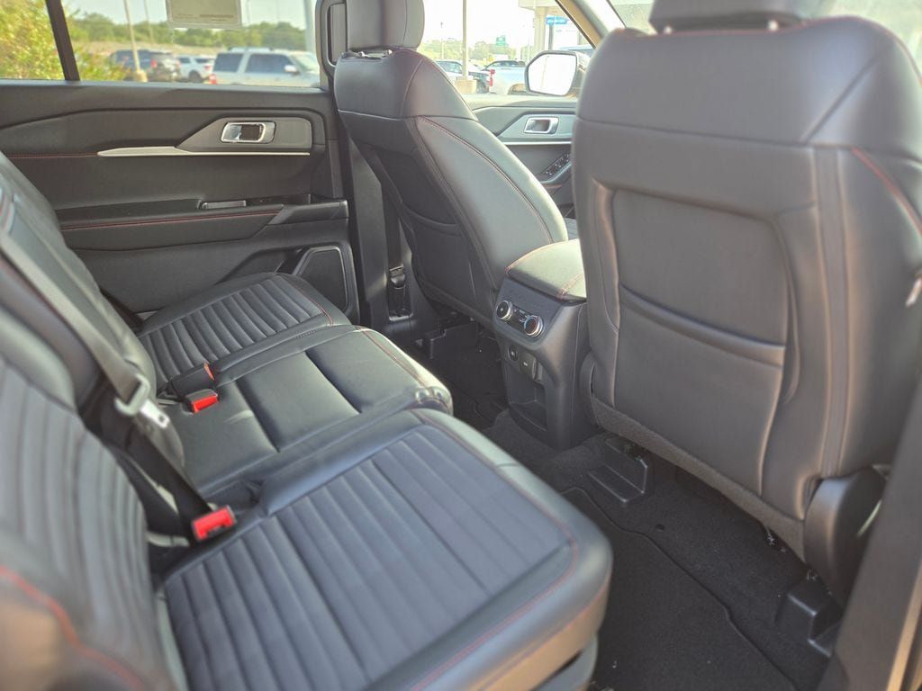 New 2027 Ford Explorer ST-Line RWD image 11