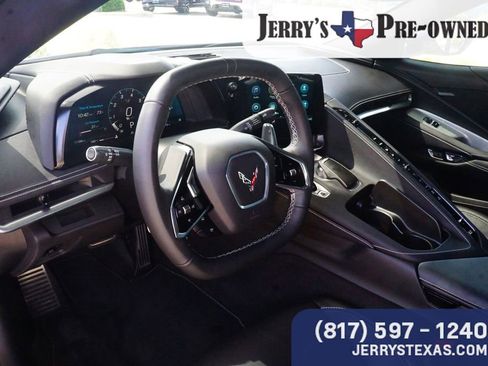 Used 2023 Chevrolet Corvette Stingray Coupe w/ 1LT RWD image 18