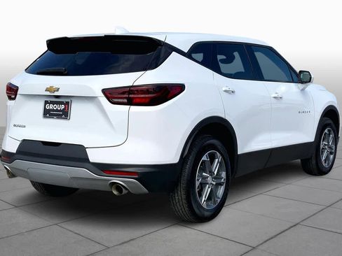 Used 2024 Chevrolet Blazer LT image 12
