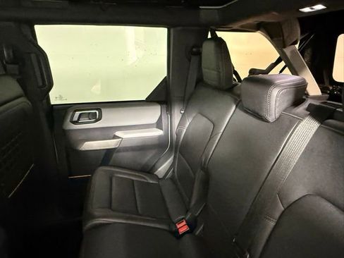 Used 2021 Ford Bronco Badlands image 43