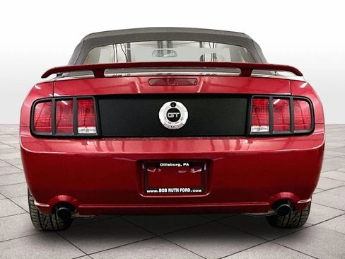 Used 2005 Ford Mustang GT Premium RWD image 4
