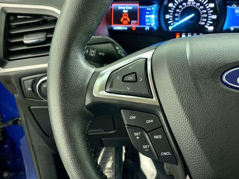 Used 2022 Ford Edge SEL w/ Convenience Package image 12