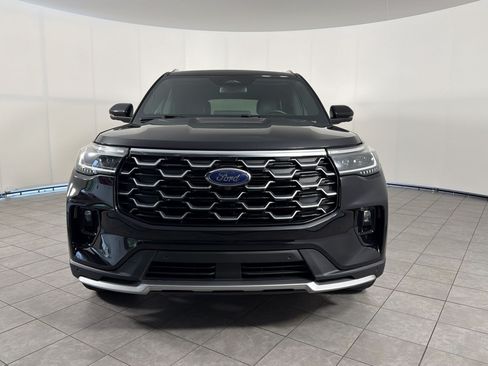Used 2025 Ford Explorer Platinum w/ LUX Leather Package AWD/4WD image 5