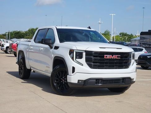 Used 2024 GMC Sierra 1500 Elevation AWD/4WD image 2