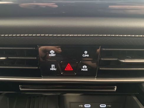 New 2026 Volkswagen Atlas SE AWD/4WD image 14