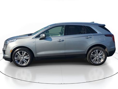 Certified 2024 Cadillac XT5 Premium Luxury AWD/4WD image 3