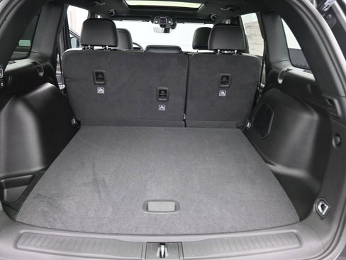 New 2026 Jeep Grand Cherokee Limited image 14