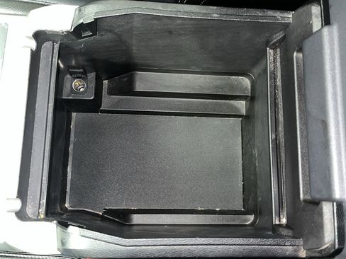 Used 2016 Ford F150 Lariat w/ Equipment Group 502A Luxury image 28