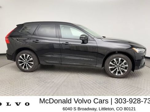 Certified 2025 Volvo XC60 B5 Plus w/ Climate Package AWD/4WD image 9