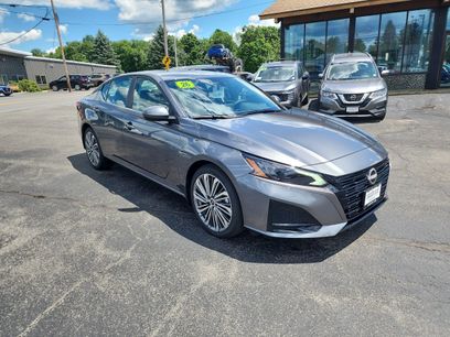New 2026 Nissan Altima 2.5 SV w/ SV Premium Package