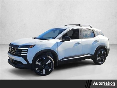 New 2026 Nissan Kicks SR image 1