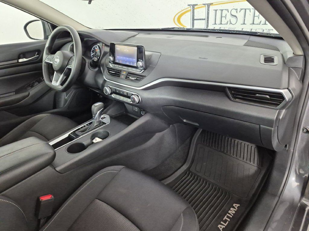 Used 2022 Nissan Altima 2.5 S FWD image 36