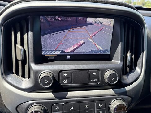 Used 2019 Chevrolet Colorado ZR2 AWD/4WD image 23
