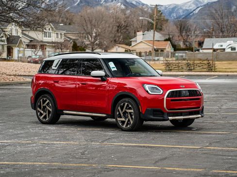 New 2026 MINI Cooper Countryman S w/ Comfort Package Max image 3