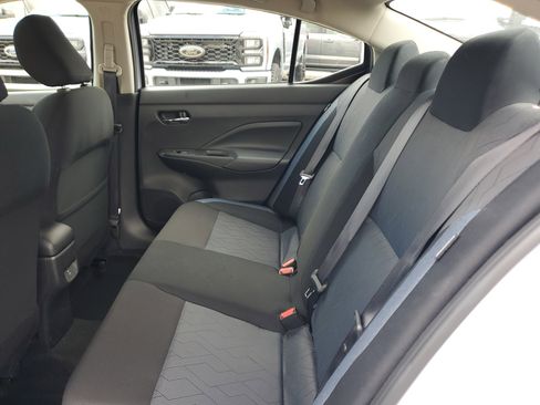 Used 2025 Nissan Versa SV image 12