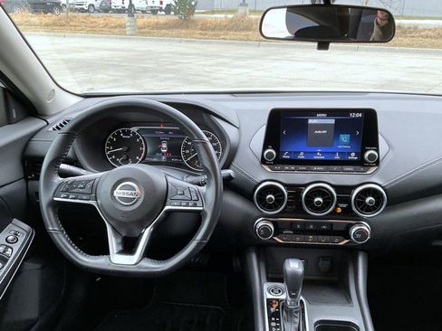 Used 2022 Nissan Sentra SV w/ Trunk Package image 14