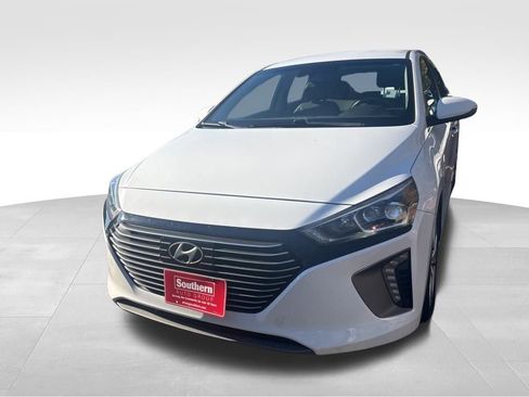 Used 2019 Hyundai Ioniq Limited image 3