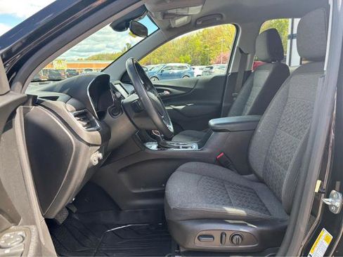 Used 2023 Chevrolet Equinox LT AWD/4WD image 18